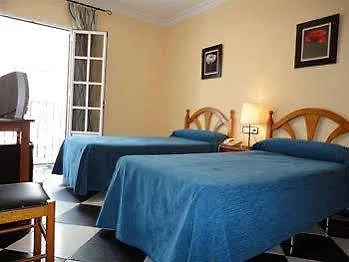 Hotel Oasis *