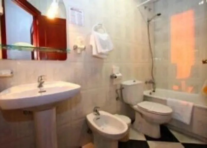 Hotel Oasis Conil De La Frontera