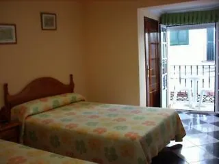 Oasis * קוניל דה לה פרונטרה